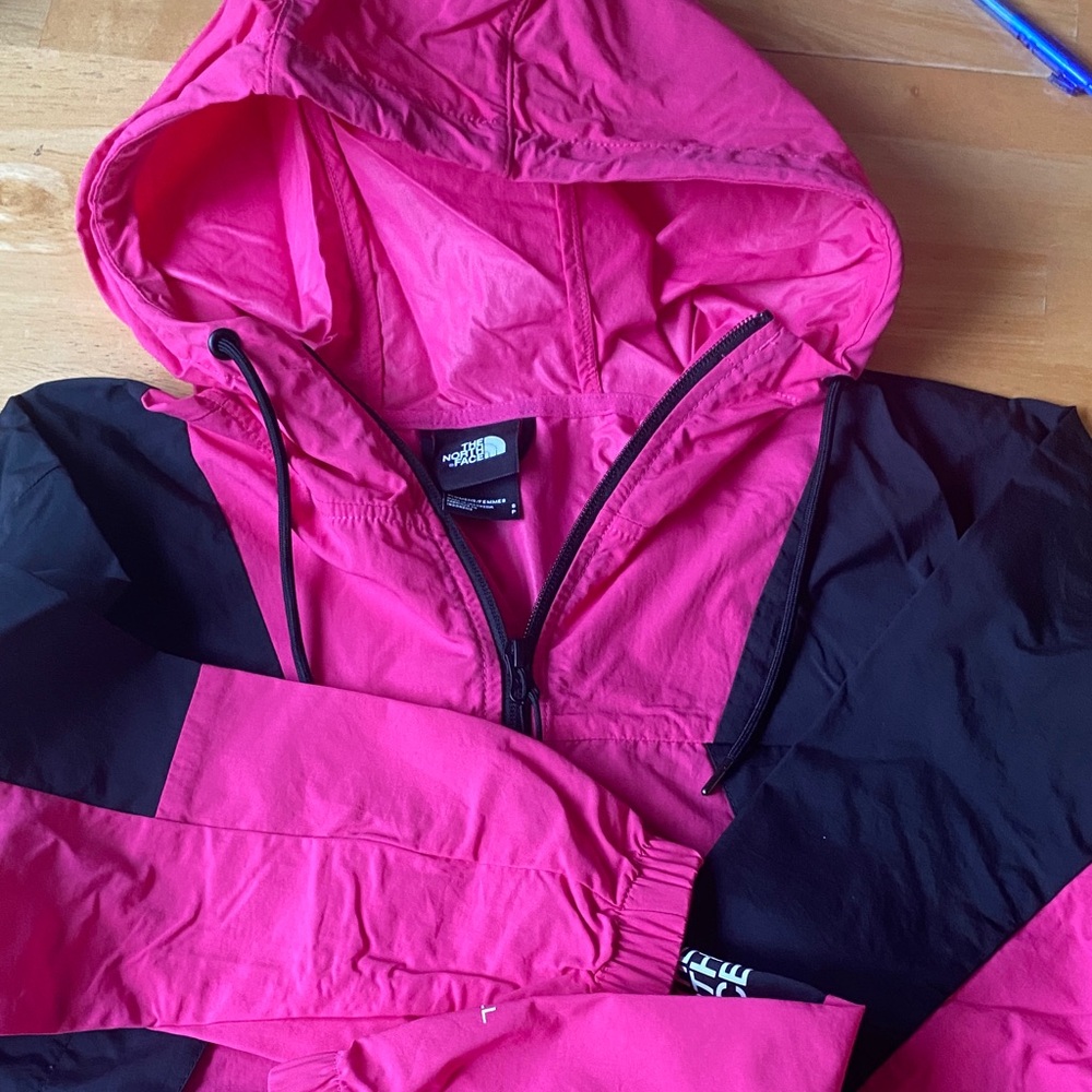 The North Face Kids Fuchsia and Black Raincoat